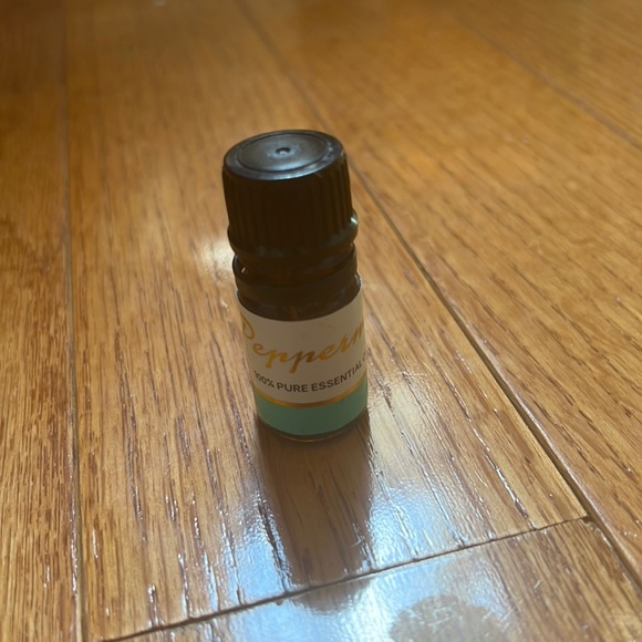Other - Peppermint essential oil, 5 ml, 2 inch bottle